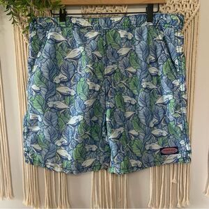 VINEYARD VINES Men’s 7” Fish Print Chappy Swim Trunks Blue Green Size Small